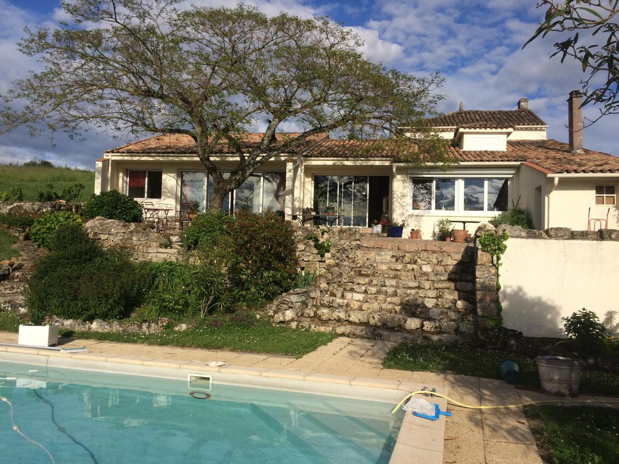 Les 4 Elements St Emilion Acomodação com café da manhã Branne  Exterior foto